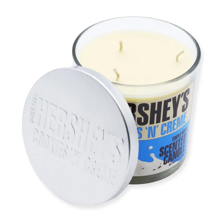 CANDY CANDLE TRIPE WICK SWEET TOOTH CANDLE - COOKIES 'N' CREAM