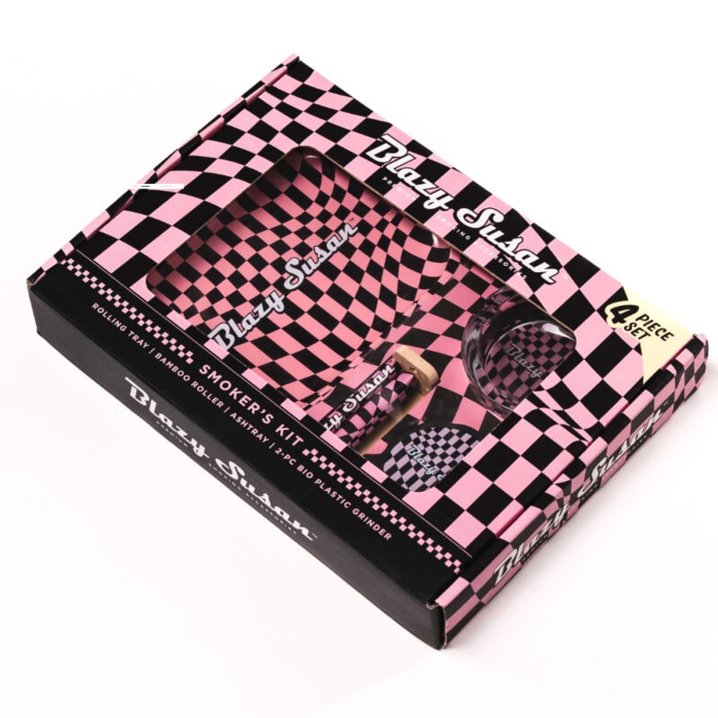 Smoker's Kit 4 Piece Set Trippy Checkers| Closed Box