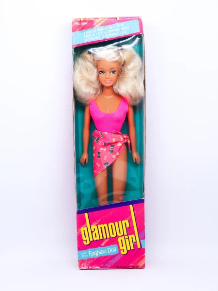 GLAMOUR GIRL FASHION DOLL